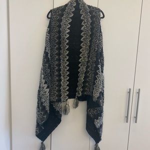 Paparazzi Vest, Wrap, Shrug, Ruana